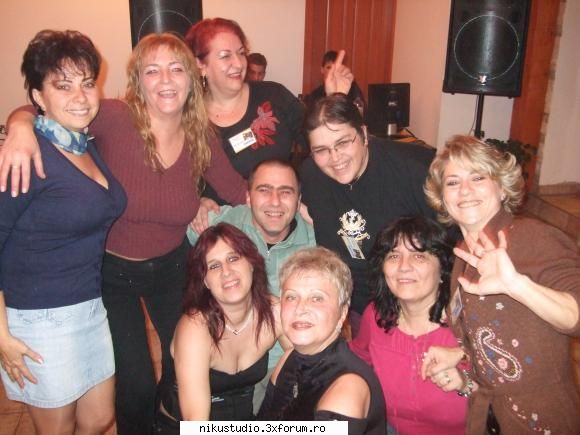 armata e cu noi sau noi pe intrebarea !
roua, meteora, sheema, 
luci, ladonna, dani42, stefana73