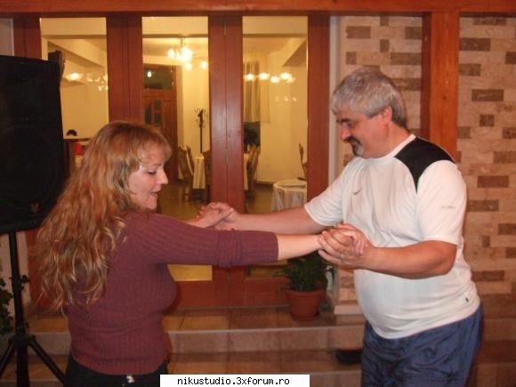 chef avrig bai armata, uitatzi cum tre danseze, cante sfios !meteora profesorul