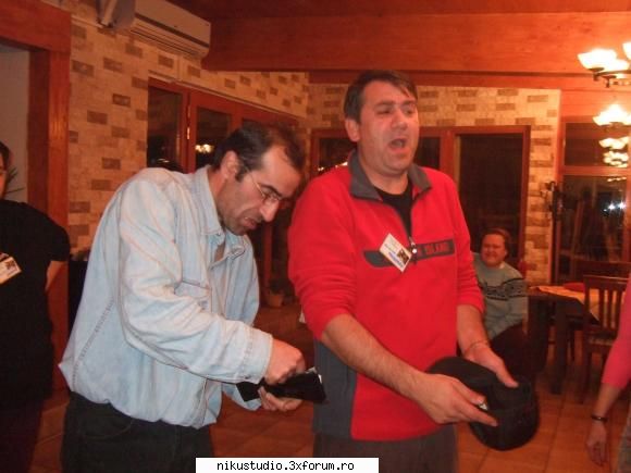 tot barbatu-i baza, mai scoate irc ule, mai scoate ! chef avrig